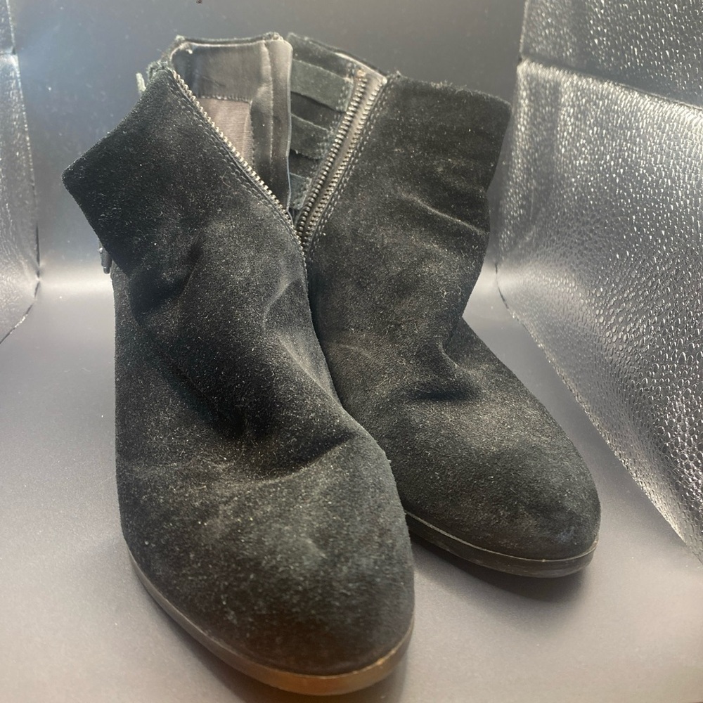 Sam Edelman Womens Size 8.5 M Black Suede Belted Zip Ankle Fashion Boots‎ Bootie
